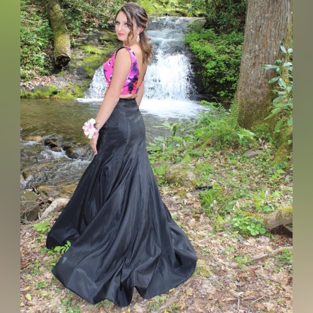 2-piece Rachel Allan Prom/Formal Dress